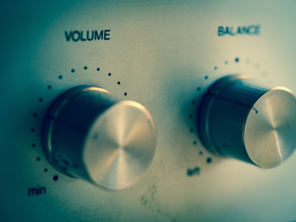 stereo control panel: volume and balance knobs for precise sound adjustment.